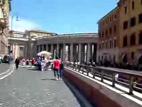 Italy Vacation - VaticanCity - St. Peters Basilica_1