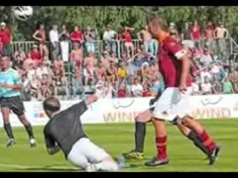 AS Roma vs Gaz Metan Severin 2-0