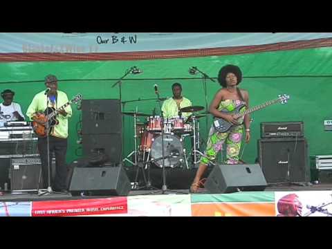 Nichie Haze ZW performs in Harare 2013