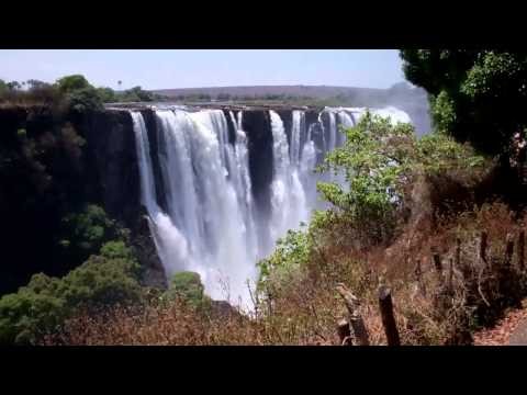 Approaching the Victoria Falls from Zimbabwe [2014-10-06]